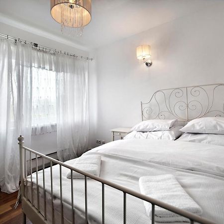 3 bedrooms Apartment Zoliborz Gwiazdzista Warschau Buitenkant foto